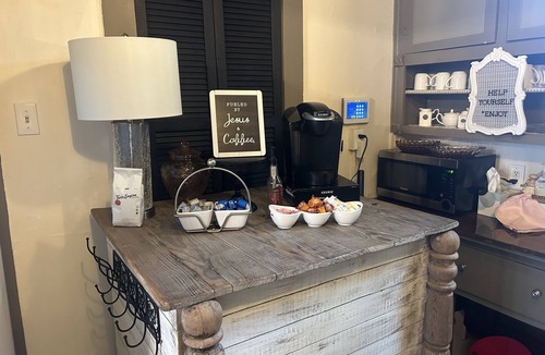 Murphysboro House | Historic Hull House INN - House