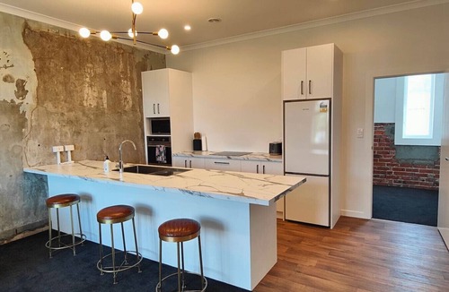 Invercargill City Centre Apartment | Historic Inner City Apartment