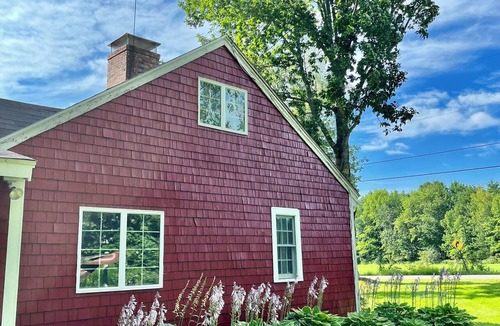 Waldoboro Cottage | Historic Maine Farmhouse w A/C on 14 Acres-Near Beaches, Lakes & Coastal Towns