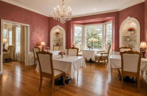 Fort Smith House | Historic Mansion-Magnolia suite