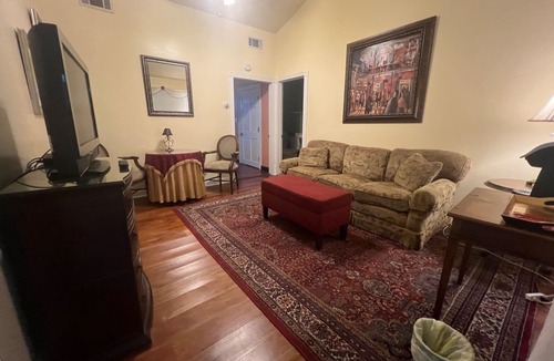 Hammond Bed & Breakfast | Historic Michabelle Inn