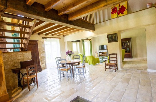 Conne-de-Labarde Cottage | Historic mill in Périgord with private garden, pets allowed