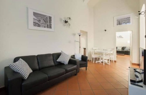 San Niccolo House | Historic Palazzo, Central Location, 3 bedrooms retreat. Best Florence Booking