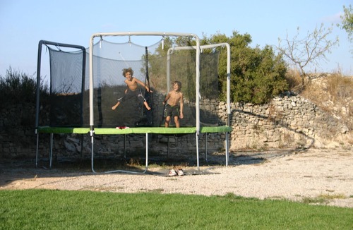 Estaras Cottage | Historic, spacious and very quiet. Great location! Barcelona-Girona. free wi-fi