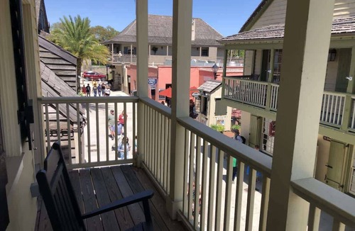 St. Augustine Historic District Apartment | Historic St. Augustine Balcony Suite with Parking