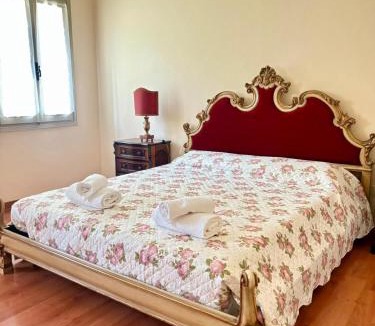 Campolongo Maggiore Villa | Historic Venetian Villa Garden - Parking - 30 min from Venice