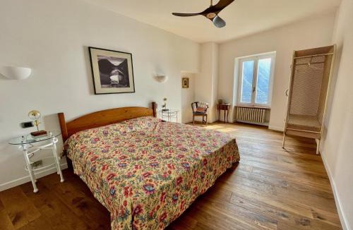Castello Villa | Historic villa with magnificent lake views