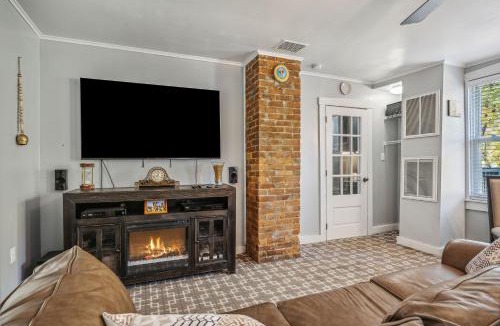 Berkeley Springs House | Historic William Smith House - Pet Friendly, Grill, Wifi, Fire Pit, Deck, Family Friendly, Town Location, King Bed, Creekside