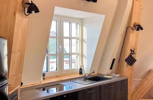 Beidenfleth House | Historic windmill on the Stör River with a view