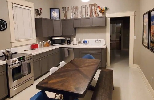 Ybor City House | Historic Ybor City Bungalow ... Close to everything!!!