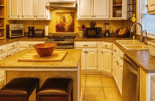 Lake Worth House | Historical botanical beach house