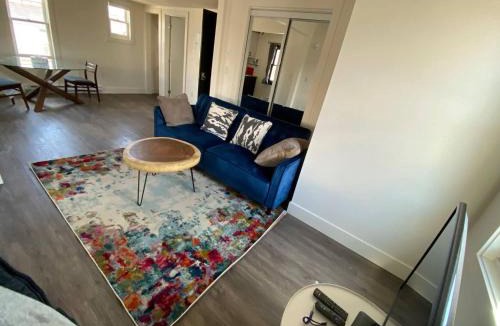 North Central Edmonton Apartment | Historical Building 1br 1ba Walk To Rogers Place