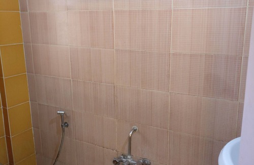 Katraj Hotel | HMR Royal Inn