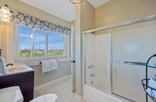 Cedar Key Apartment | HMS Gullivers Rest