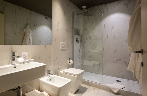 Pre Hotel | HNN Luxury Suites