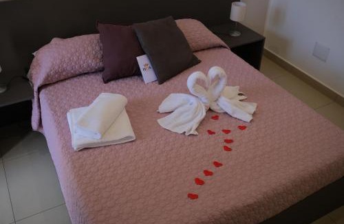 Aversa House | Hoa Suites
