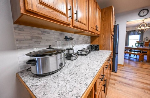 Rockbridge House | Hocking Hills Luxury Retreat-5BR-Hot Tub-Game Room-Fire Pit-5 Wooded Acres