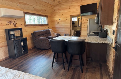 Rockbridge Cabin | Hocking Hills -New 2025 Eaglerock Cabin