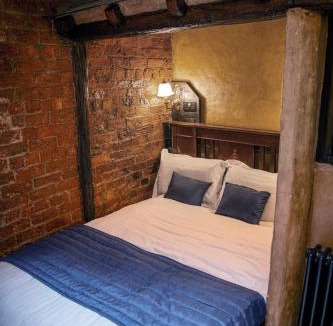 York House | Hocus Pocus Tiny Hotel
