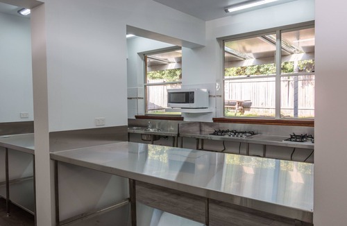 Coffs Harbour Hostel | Hoey Moey Backpackers - Hostel