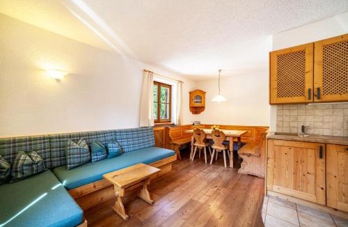 Montechiaro Apartment | Hof am Schloss Apartement Enzian
