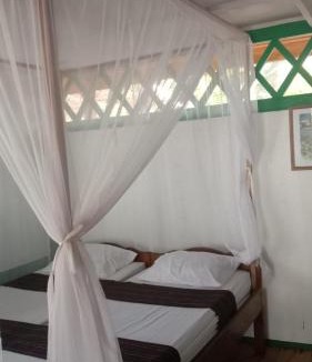 Hoga Island Hostel | Hoga Island Dive Resort