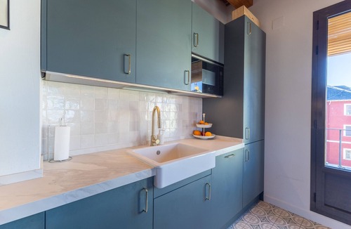 La Granja de San Ildefonso House | Holiday Home 'Río Tío Cocinas' with Mountain Views, Balcony and Wi-Fi