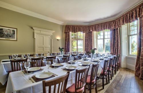 Hadleigh House | Holbecks House by Group Retreats