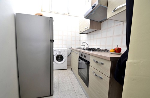 Roca Vecchia Apartment | Holiday Apartment 'Ll84 Casa Vacanze Per 4 Pax Luce' with Air Conditioning