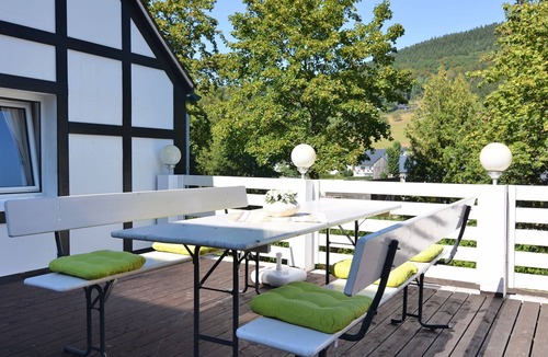 Oberkirchen Apartment | Holiday home in Schmallenberg near a ski resort