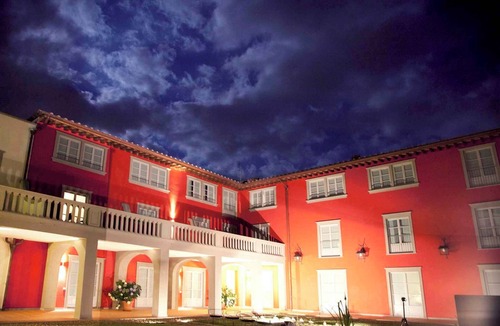 Rignano sull'Arno Apartment | Holiday apartment with outdoor pool and Wi-Fi