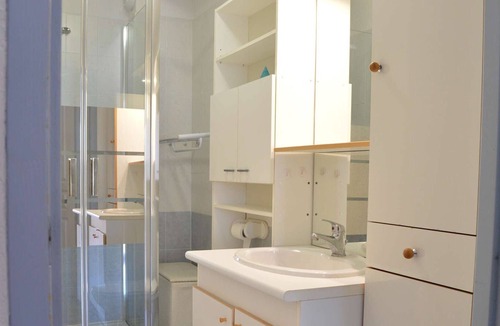 Saint-Pierre-la-Mer House | Holiday home Fleury-Saint-Pierre-la-Mer, 1 bedroom, 6 people