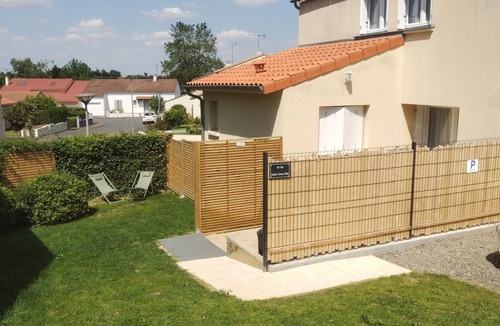 Saint-Christophe-du-Bois House | Holiday Home 'Katel Chez Elle - Maison 5 Pers' with Private Terrace, Private Garden and Wi-Fi