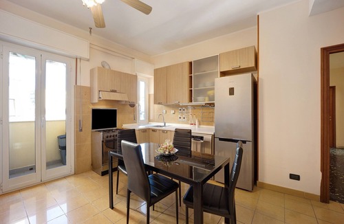 Arma di Taggia House | Holiday Accommodation "Casa Fronte mare" with sea front view