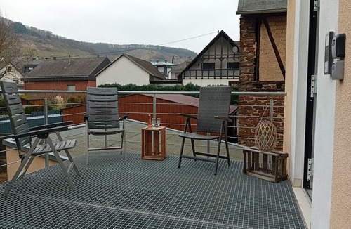 Ellenz Apartment | Holiday Apartment "Villa Eisfeld II"