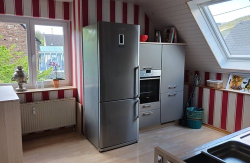 Traben-Trarbach Apartment | Holiday Apartment "Gersch" with Balcony & Wi-Fi