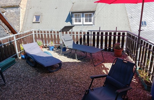 Traben-Trarbach Apartment | Holiday Apartment "Gersch" with Balcony & Wi-Fi