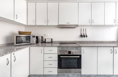 Port de Sagunt Apartment | Holiday Apartment "Latido Del Puerto" near Beach with Wi-Fi