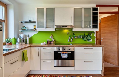 Castelrotto Apartment | Holiday Apartment "Alpisilence Gunzhof" with Mountain View, Private Terrace & Wi-Fi