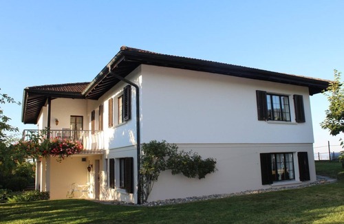 Altnau Apartment | Holiday apartment Altnau for 1 - 12 persons with 3 bedrooms - Holiday apartment