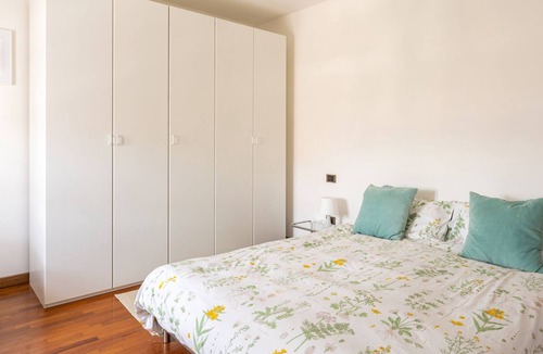 San Donato Apartment | Holiday Apartment "Casa Barbara" with Wi-Fi, Terrace & Balcony