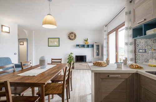 Dorgali Apartment | Holiday Apartment 'Dolcecasa' with Mountain View, Private Terrace & Wi-Fi