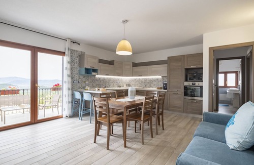 Dorgali Apartment | Holiday Apartment 'Dolcecasa' with Mountain View, Private Terrace & Wi-Fi