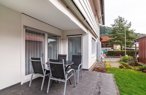 Calmbach Apartment | Holiday Apartment "Enzufer 2" with Shared Terraces, Private Garden & Wi-Fi