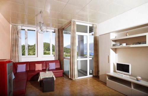 Euroville Apartment | Holiday apartment Germignaga for 1 - 5 persons with 1 bedroom - Holiday apartment