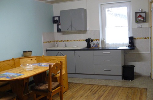 Ruffieu Apartment | Holiday Apartment "Gite Brain De Ruffieu" with Private Terrace & Wi-Fi