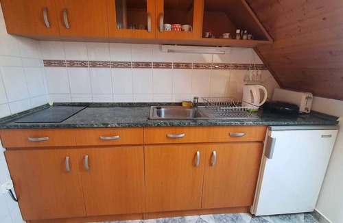 Fonyod Apartment | Holiday apartment in a quiet location with garden
