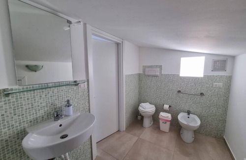 Punta Secca Apartment | Holiday Apartment in Punta Secca with Private Parking
