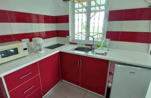 Port Louis Apartment | Holiday apartment lelahel swimming pool air conditioning