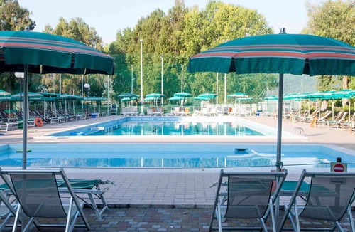 Luni Mare Apartment | Holiday apartment mit Pool